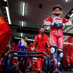 "Si Dovi no llega a un acuerdo con Ducati, KTM es una opción"