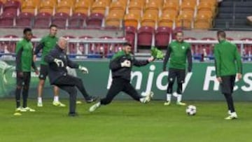 El Ajax y el Celtic se juegan su futuro europeo en Amsterdam