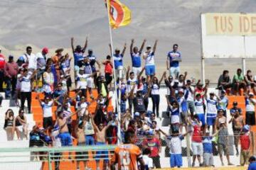 Hinchas cruzados en El Salvador