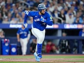 Anthony Santander será baja varios meses con Blue Jays tras cirugía de hombro