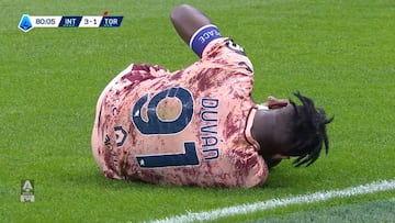 Sus compañeros le desean una pronta recuperación.