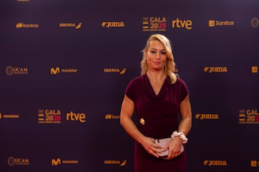 Lydia Valentín, exdeportista española de halterofilia, posando en la alfombra roja de la Gala del COE.