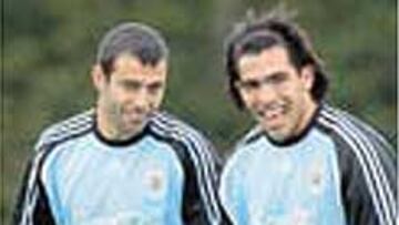 Mascherano y Tévez.
