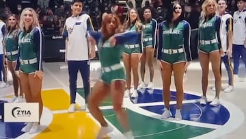 El increíble chascarro de una cheerleader de la NBA: ¡no sabía dónde meterse!