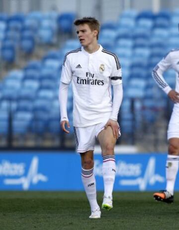 Odegaard marcó su primer tanto oficial con el Real Madrid Castilla ante el Barakaldo.