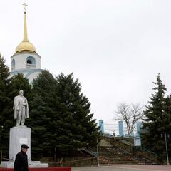 Is there still a communist party in Russia?