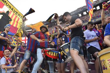 Aficionados del FC Barcelona en el Camp Nou.