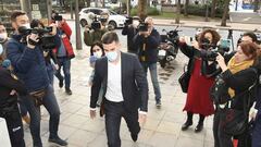 Santi Mina a la entrada de los juzgados de Almería durante el juicio que se celebró la pasada primavera.