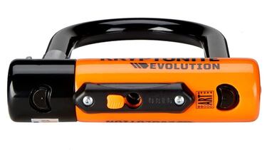Este candado en forma de U para bicicleta incluye un cable de acero que lo convierte en el ms seguro