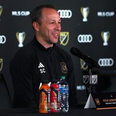 Steve Cherundolo extends his contract with LAFC