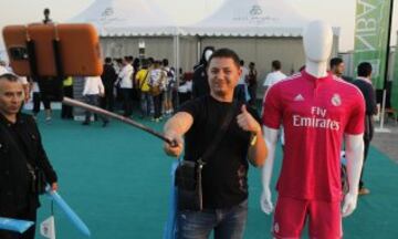 Ambientazo previo al Real Madrid-Milán