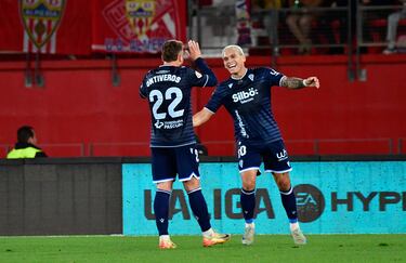 Aprobados y suspensos del Cádiz: indignación por un penalti imposible de cotejar