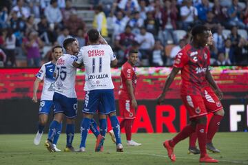 Un 13 de abril de 2019, en el estadio Hidalgo, los Tuzos le propinaron una goliza de 9 a 2 a los Tiburones Rojos. Este resultado es la mayor goleada en la historia de los torneos cortos.