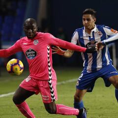 El Lugo prolonga indefinidamente el permiso a Dongou para buscar equipo