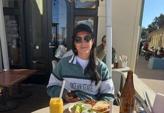 “Soy feliz en Australia, es mi lugar en el mundo... Cuando mi papá me viene a ver, me dice: ‘hija, quédese, no vuelva nunca más a Chile”