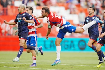 Ignasi Miquel regresó a la titularidad.