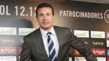 Salvo: "El Valencia es un gran club que no está de saldo".