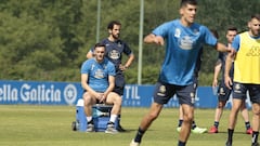 Lucas Pérez entrenó al margen del grupo.