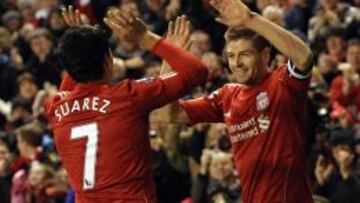 Gerrard: "Actualmente, Luis Suárez es el mejor del mundo"
