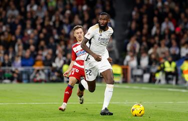Rudiger durante una jugada del encuentro.