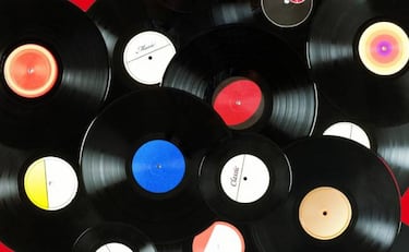 Así se hacen 24.000 discos de vinilo al día con esta nueva tecnología