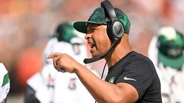 Miles Austin, coach de WRs de New York Jets, es suspendido un a?o por apostar