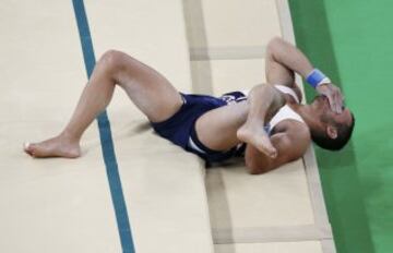 La más espeluznante de las lesiones de estos Juegos se la produjo Samir Ait Said. El gimnasta francés se fracturó la tibia y el peroné en el ejercicio de salto del potro. 