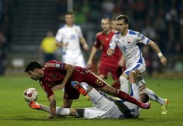 Diego Costa y Jan Durica.