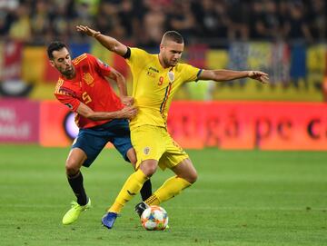 Busquets y Puscas.