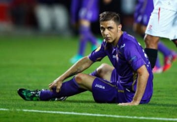 Fiorentina sufrió en su visita a Sevilla, en la Europa League.