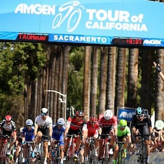 Kittel bate a Sagan y Viviani y es el primer líder en California