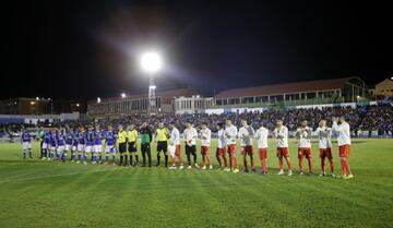 La formaci¨®n de los jugadores antes del partido.