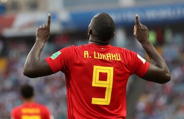 Lukaku convierte el debut de Panamá en una tortura