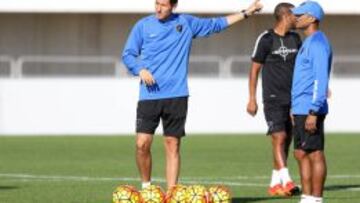 Javi Gracia, en un entrenamiento del Málaga.