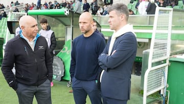 Manolo Higuera, José Alberto y Mikel Martija.