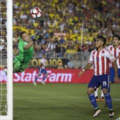 David Ospina le gana el pulso a Pedro Gallese en Copa