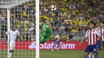 David Ospina le gana el pulso a Pedro Gallese en Copa
