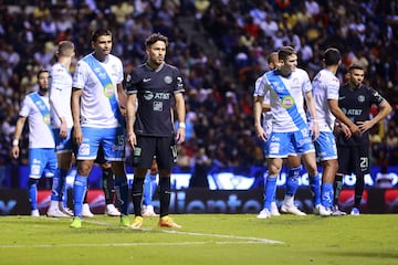 PUEBLA, MEXICO - MAY 11: Players of Puebla v America during the quarterfinals first leg match between Puebla and America as part of the Torneo Grita Mexico C22 Liga MX at Cuauhtemoc Stadium on May 11, 2022 in Puebla, Mexico.   Hector Vivas/Getty Images/AFP
== FOR NEWSPAPERS, INTERNET, TELCOS & TELEVISION USE ONLY ==