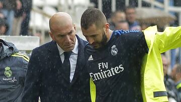 Benzema junto a Zidane.