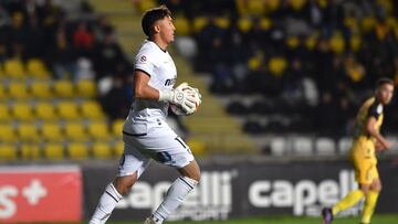 Futbol, Coquimbo Unido vs Huachipato.
Fecha 11, campeonato Nacional 2024.
El jugador de Huachipato Zacarias Lopez es fotografiado durante el partido de primera division contra Coquimbo Unido disputado en el estadio Francisco Sanchez Rumoroso en Coquimbo, Chile.
03/05/2024
Alejandro Pizarro Ubilla/Photosport
Football, Coquimbo Unido vs Huachipato.
11nd turn, 2024 National Championship.
Huachipato's player Zacarias Lopez is pictured during the first division match against Coquimbo Unido at the Francisco Sanchez Rumoroso in Coquimbo, Chile.
03/05/2024
Alejandro Pizarro Ubilla/Photosport