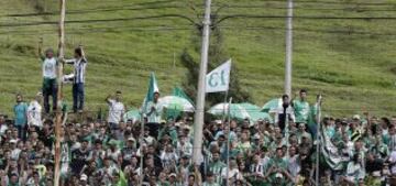La hinchada de Nacional preparó un Banderazo para apoyar a su equipo 
