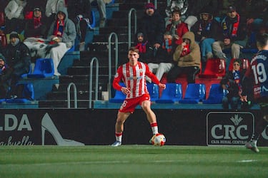 El Eldense remonta y tumba al Almería