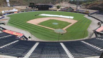 Estadio Rod Carew