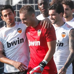 Dani Parejo llama a la puerta
de la eternidad en el Valencia