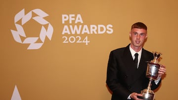 Cole Palmer gana el premio al jugador joven del año de la PFA