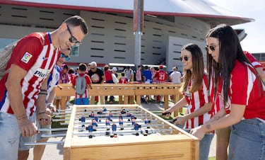 El D¨ªa de las Pe?as se cerr¨® con fiesta y alegr¨ªa rojiblanca