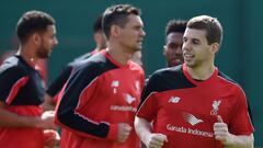 Jon Flanagan durante un entrenamiento con el Liverpool.