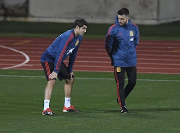 Morata y preparador físico Rafel Pol.