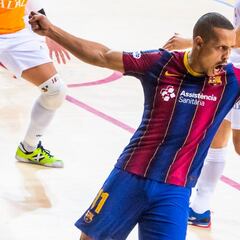 El Barça vence al Valdepeñas con doblete de Ferrao