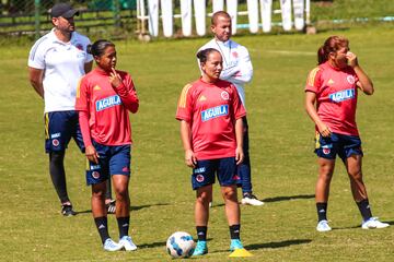 La Selección Colombia Femenina realizó su última practica en la sede de Deportivo Cali antes de su debut en Copa América frente a Paraguay en el Pascual Guerrero